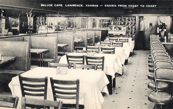 DeLuxe Cafe