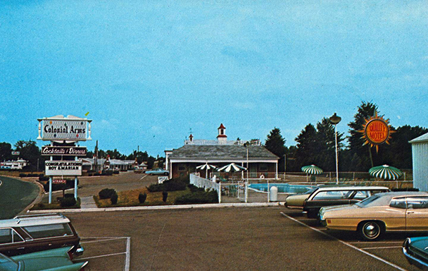 Colonial Arms Motel