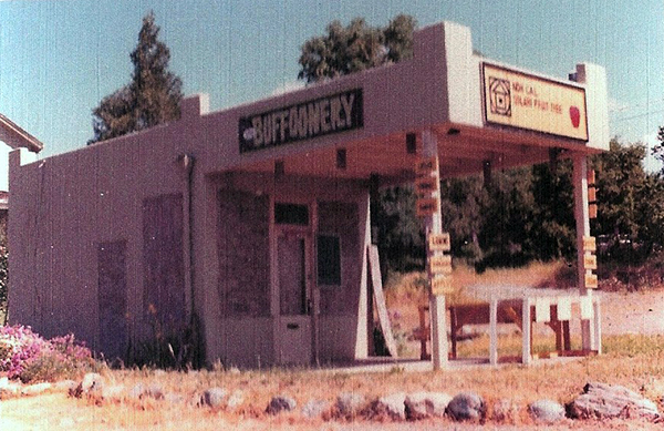 Hungry Hill gas station in 1974.