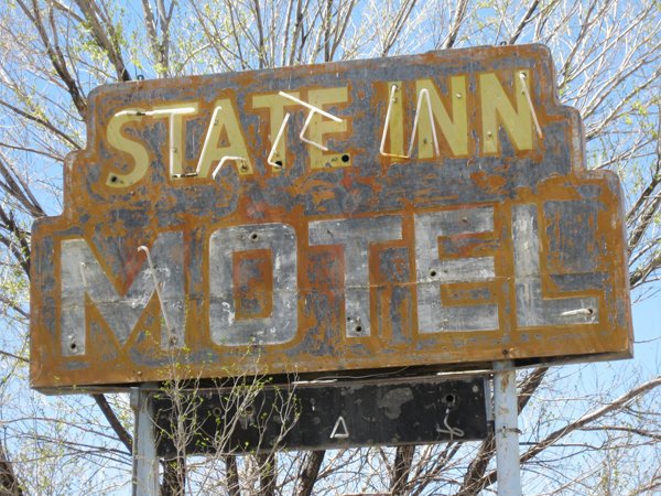 Sign for the State Inn Motel