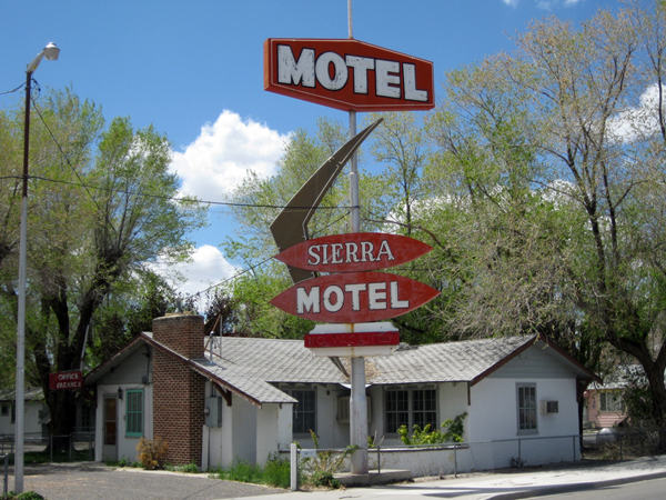Sierra Motel